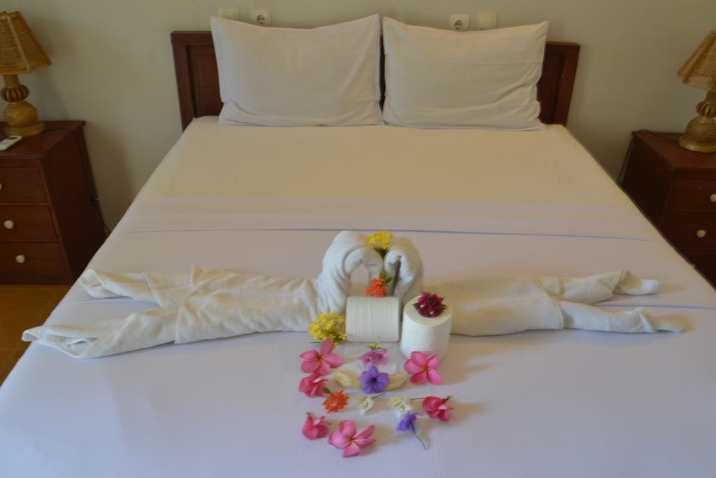 Kiayazo Hotel Gili Trawangan Buitenkant foto