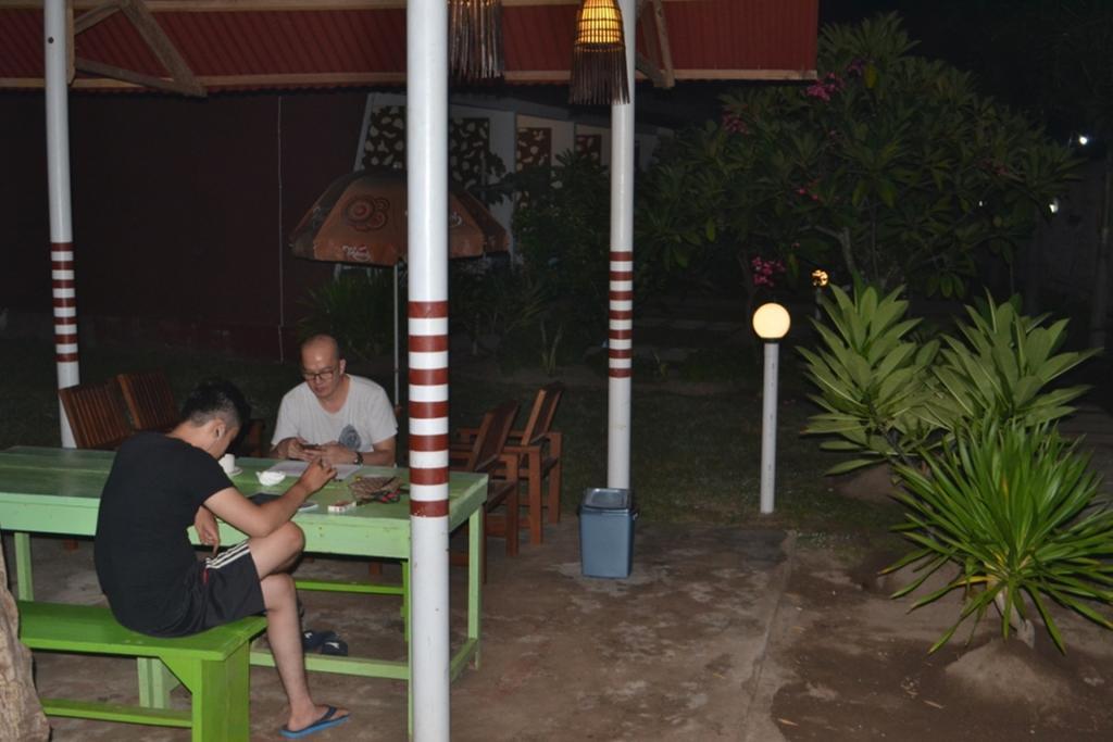 Kiayazo Hotel Gili Trawangan Buitenkant foto