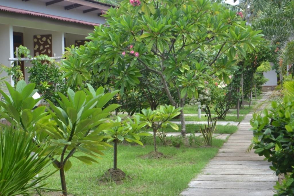 Kiayazo Hotel Gili Trawangan Buitenkant foto